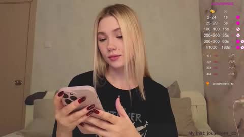 Jane online show from October 31, 4:02 am