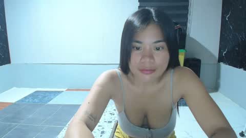 lyn online show from June 17, 7:37 pm
