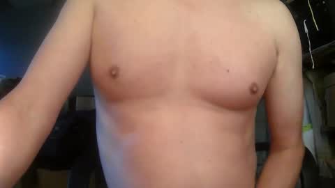 Snapshot of jovenkaji chatting on January 5, 10:02 pm jovenkaji online show from January 5, 10:02 pm