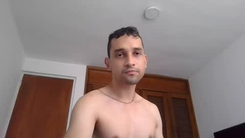 Snapshot of jovenvergonguapo09 chatting on June 21, 1:24 pm Van Helsing online show from June 21, 1:24 pm