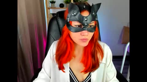 Bella online show from May 5, 1:24 am