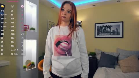 Snapshot of joyce_energy chatting on December 15, 9:35 am Joyce online show from December 15, 9:35 am