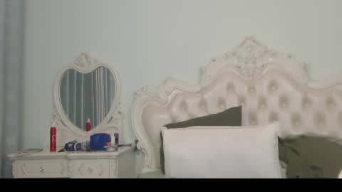 joycekay online show from November 1, 9:17 pm