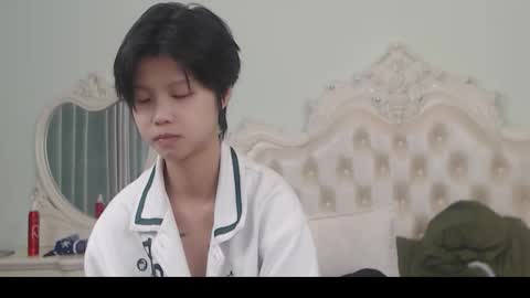 joycekay online show from November 5, 12:43 am