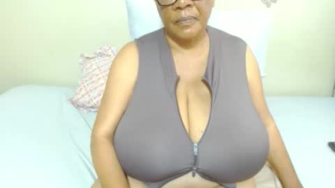 DairyQueen online show from October 30, 8:38 am