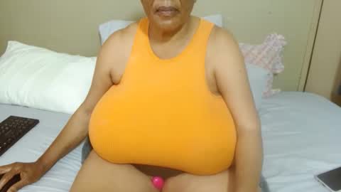 DairyQueen online show from November 20, 10:48 am