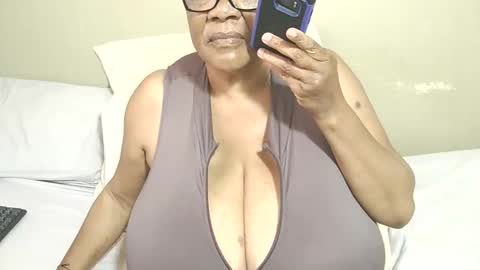 DairyQueen online show from February 26, 8:24 am