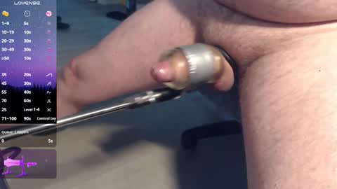 Snapshot of joyden47 chatting on March 10, 4:23 pm Joyden online show from March 10, 4:23 pm