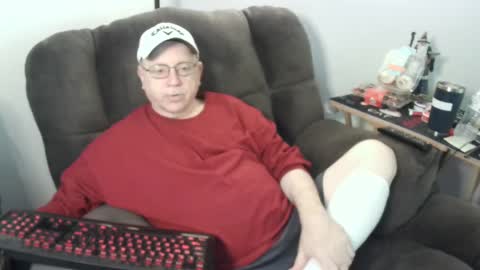 Snapshot of jpmel99 chatting on October 4, 9:02 pm jpmel99 online show from October 4, 9:02 pm