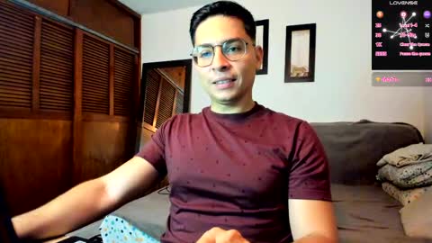 Snapshot of jriizh chatting on May 3, 12:16 am Cristian- tellme Criis online show from May 3, 12:16 am