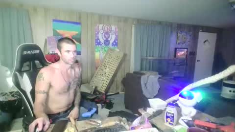 Snapshot of jrizzle1111 chatting on October 31, 8:59 am jrizzle1111 online show from October 31, 8:59 am