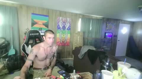 Snapshot of jrizzle1111 chatting on November 23, 1:33 pm jrizzle1111 online show from November 23, 1:33 pm