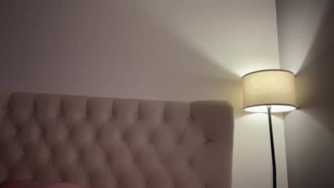 Jennie and Sophia online show from March 2, 5:47 pm