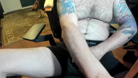 Snapshot of jsimon04 chatting on March 30, 3:18 am jsimon04 online show from March 30, 3:18 am