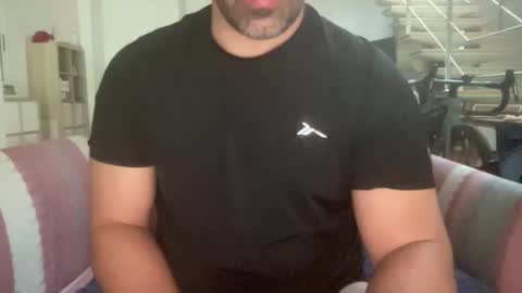 Snapshot of jsrmr chatting on November 9, 8:23 am jsrmr online show from November 9, 8:23 am