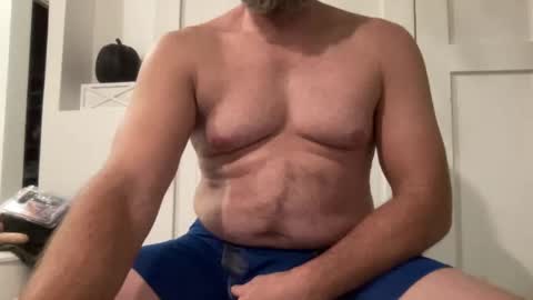 Snapshot of jstenjytheshow chatting on November 16, 1:11 am Just Enjoy the Show online show from November 16, 1:11 am