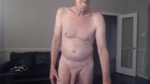 Snapshot of jtull52 chatting on December 7, 9:44 pm jtull52 online show from December 7, 9:44 pm