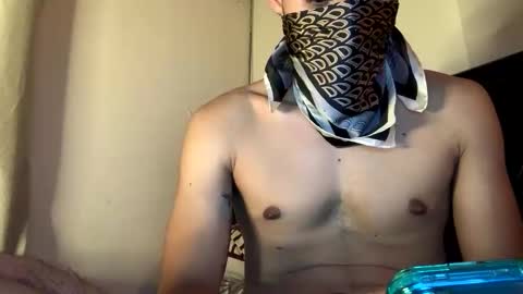 Snapshot of juan_bunny chatting on May 27, 3:25 am lJuanl online show from May 27, 3:25 am
