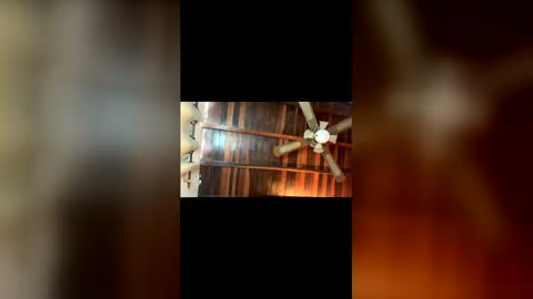 Snapshot of juan_bunny chatting on June 6, 1:38 pm lJuanl online show from June 6, 1:38 pm