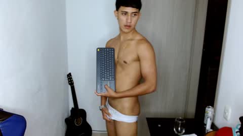 Snapshot of juan_da01 chatting on December 12, 4:59 am JuanDa online show from December 12, 4:59 am