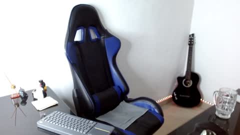 Snapshot of juan_da01 chatting on January 19, 6:20 am JuanDa online show from January 19, 6:20 am