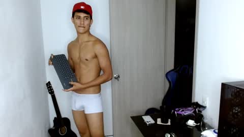 Snapshot of juan_da01 chatting on February 11, 7:23 am JuanDa online show from February 11, 7:23 am