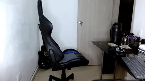 Snapshot of juan_da01 chatting on February 14, 4:15 am JuanDa online show from February 14, 4:15 am