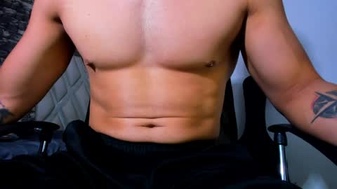 juan_jsmith online show from May 1, 1:26 pm