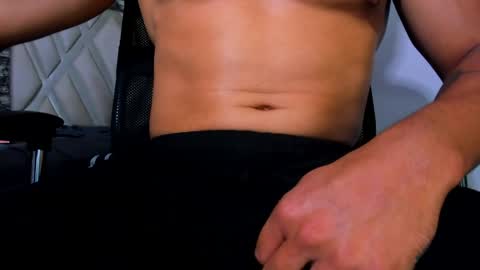 Snapshot of juan_jsmith chatting on May 19, 1:56 am juan_jsmith online show from May 19, 1:56 am