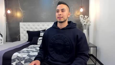 Snapshot of juan_muscle chatting on November 14, 3:16 am juan_muscle online show from November 14, 3:16 am