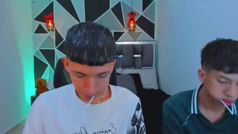 JuanSteven online show from March 6, 3:47 am