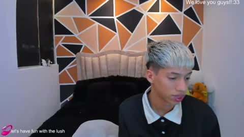 Snapshot of juan_nd_steven chatting on July 18, 3:00 am JuanSteven online show from July 18, 3:00 am