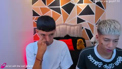 Snapshot of juan_nd_steven chatting on July 29, 1:59 am JuanSteven online show from July 29, 1:59 am
