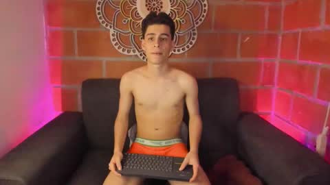 Juan Posada online show from March 18, 9:18 pm