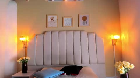 JUAN online show from January 11, 1:32 am