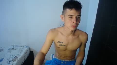 Snapshot of juan_stevan chatting on January 2, 11:49 pm juan stevan online show from January 2, 11:49 pm