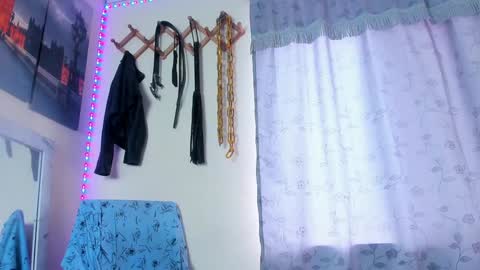 Snapshot of juanbladde chatting on February 7, 7:38 pm Juan Esteban online show from February 7, 7:38 pm