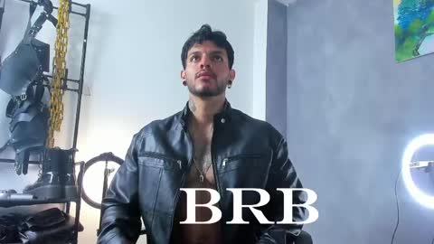 Snapshot of juanbladde chatting on June 3, 6:57 pm Juan Esteban online show from June 3, 6:57 pm