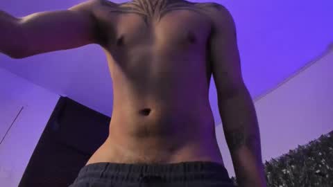 juancamilo66_ online show from January 10, 2:13 am