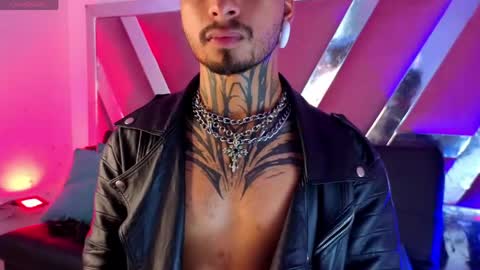 Snapshot of juancamilo66_ chatting on June 3, 2:55 pm juancamilo66_ online show from June 3, 2:55 pm