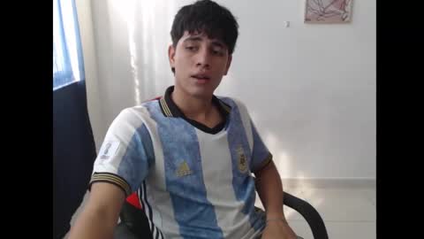 Snapshot of juandi_perez chatting on September 12, 8:09 pm juan online show from September 12, 8:09 pm