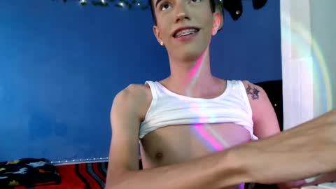 Snapshot of juandii26 chatting on July 4, 9:10 pm juandi online show from July 4, 9:10 pm