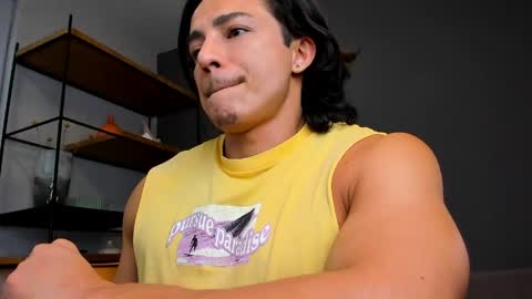 JUANDRES online show from May 3, 2:39 am