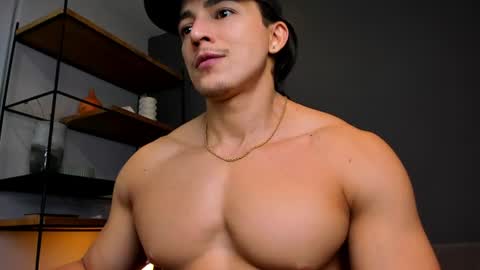 JUANDRES online show from June 17, 2:14 am