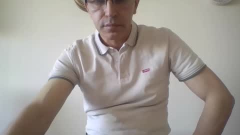 juanearth1 online show from May 1, 9:08 pm