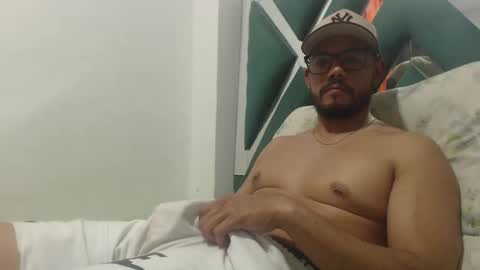 juanfe_style online show from November 14, 11:13 pm