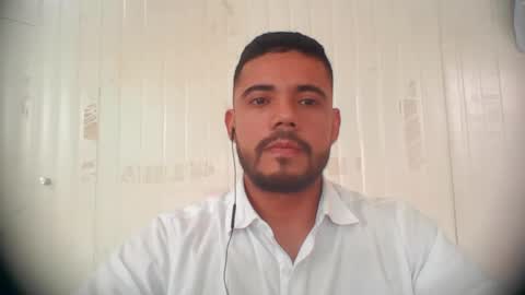 Snapshot of juanfe_style chatting on May 13, 7:55 pm juanfe_style online show from May 13, 7:55 pm