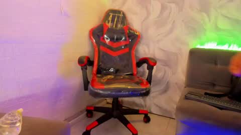 Snapshot of juanga_briel chatting on August 5, 12:30 pm JUAN GABRIEL online show from August 5, 12:30 pm