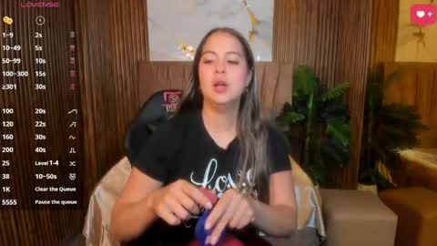 JUANITA online show from May 2, 11:37 am