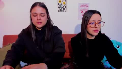 juanitaaa_ online show from June 24, 8:41 pm